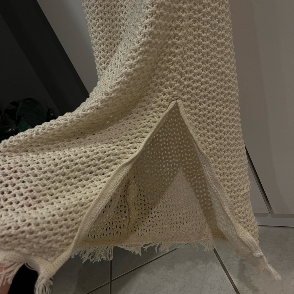 NWOT Old Navy Ivory Knit Skirt with Fringe - Picture 3 of 5